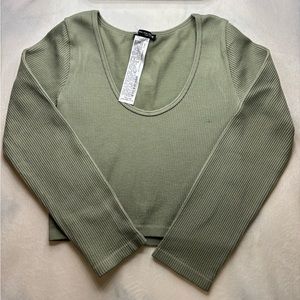 zara long-sleeve green top